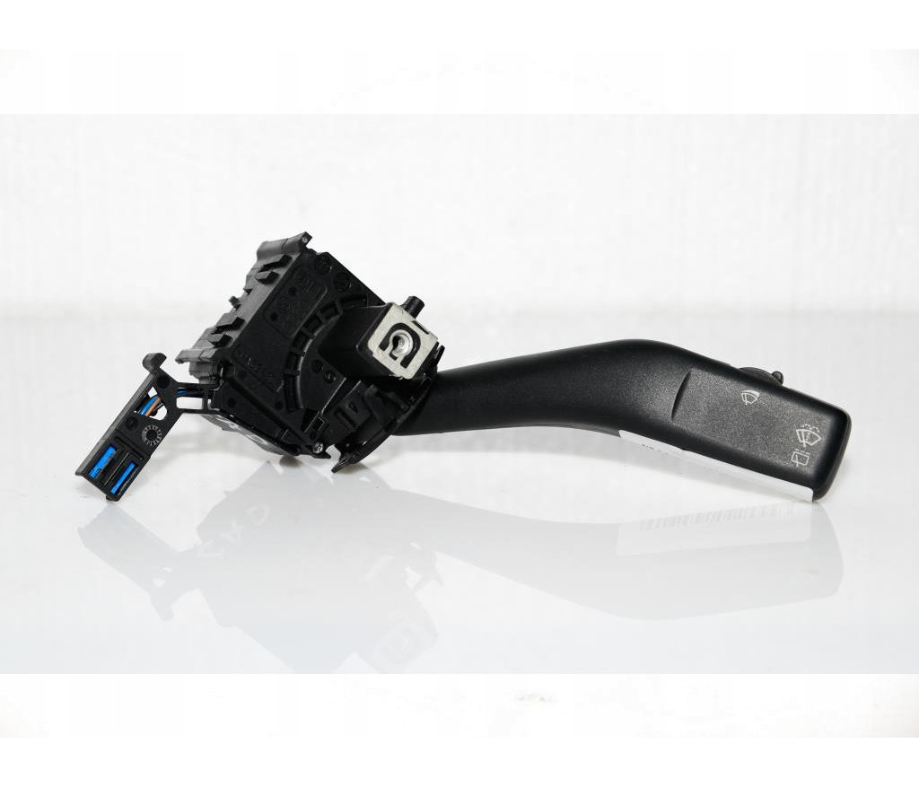 AUDI A3 SPORTBACK 2003  - 2013 SİLGİ KOLU - resim 1