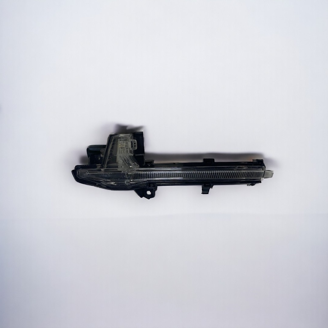 AUDİ E-TRON 2021 - 2024 SOL AYNA SİNYALİ LEDLİ - resim 1