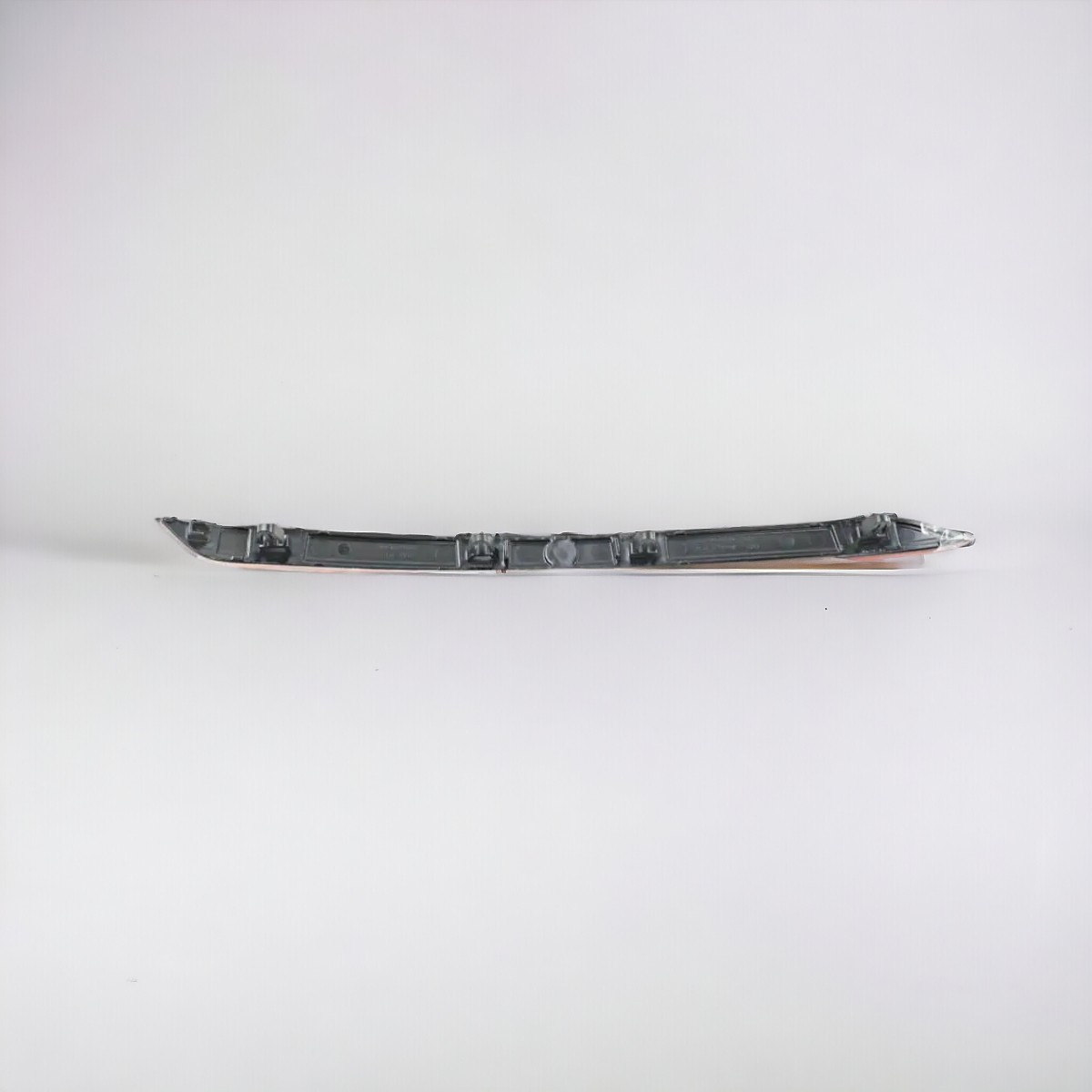 /assets/uploads/passat-2019---2023-sag-arka-tampon-reflektoru-665ec87be7c87.jpg