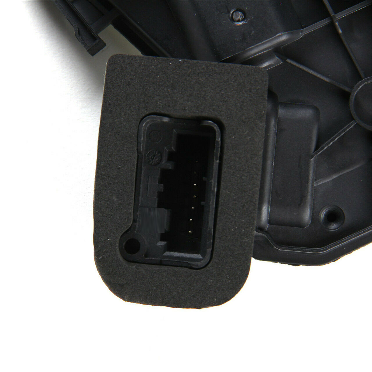 VOLKSWAGEN JETTA 2010 - 2014 KAPI KİLİDİ ARKA SAĞ - resim 1
